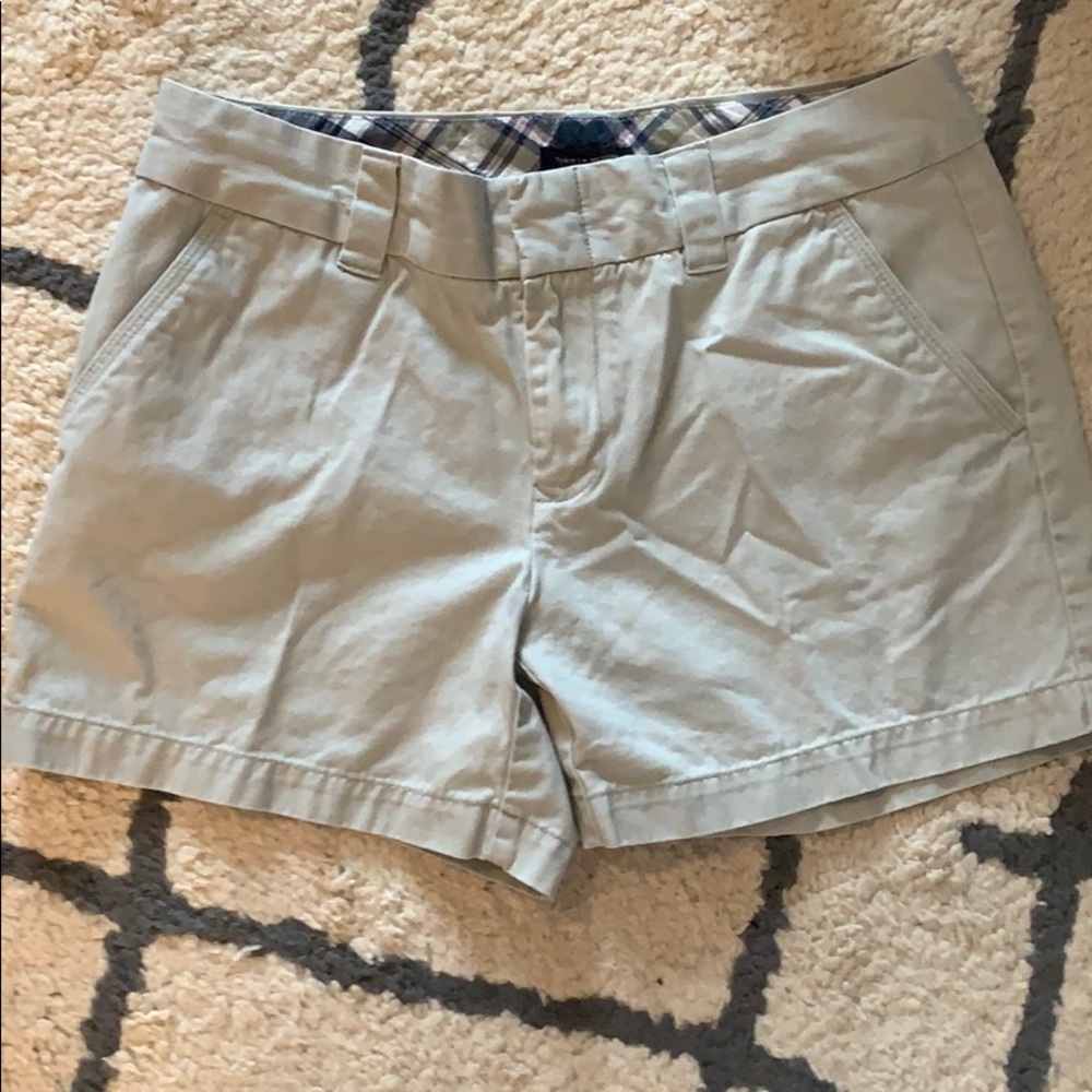 Tommy Hilfiger khaki shorts